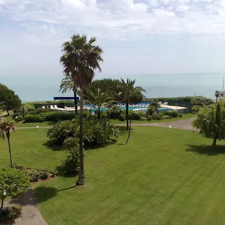 Bel Les Pieds Dans L'eau Apartment Villeneuve-Loubet